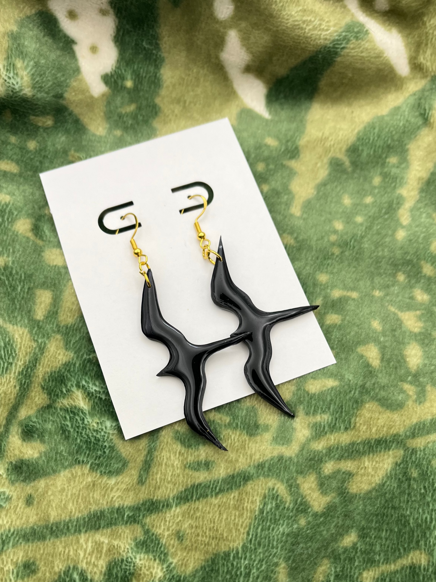 Iwa Dangle